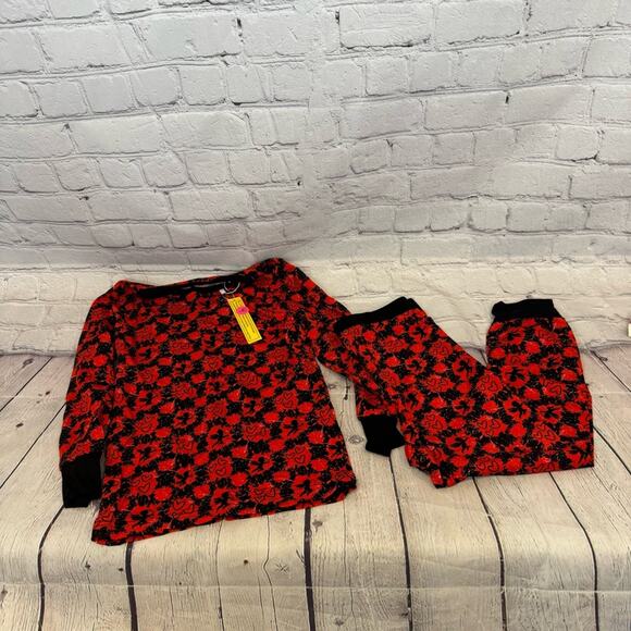 Sleepy Peanuts Valentine’s Day Cupid Bamboo Pajama Set - Picture 1 of 3